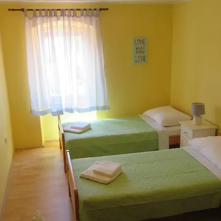 Ana Hreljici Istra * Marčana